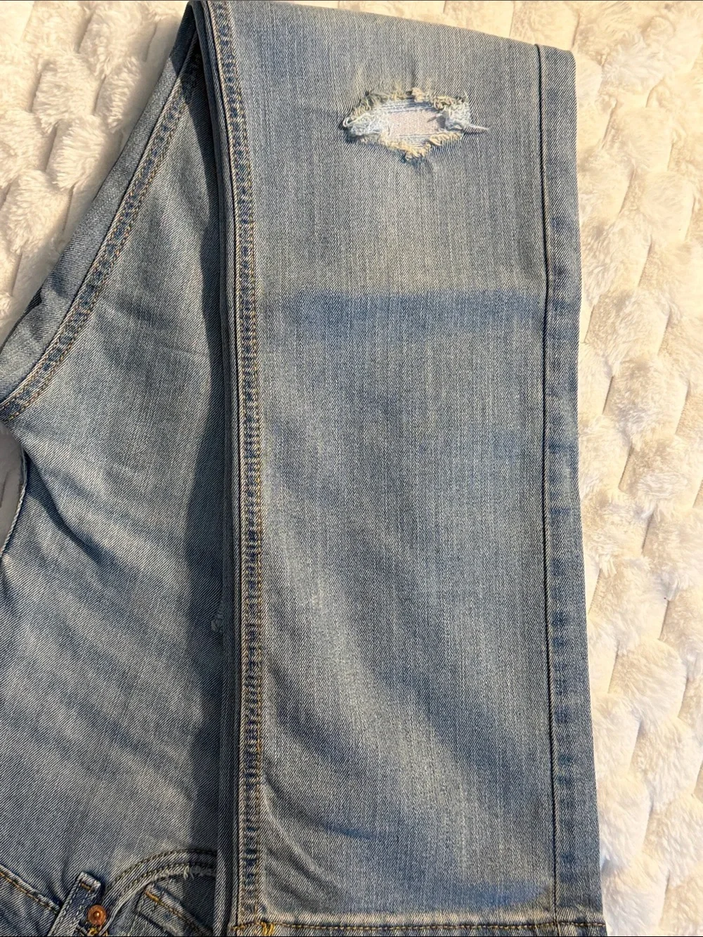 Levi's Light Blue Slim Fit Ripped Jeans